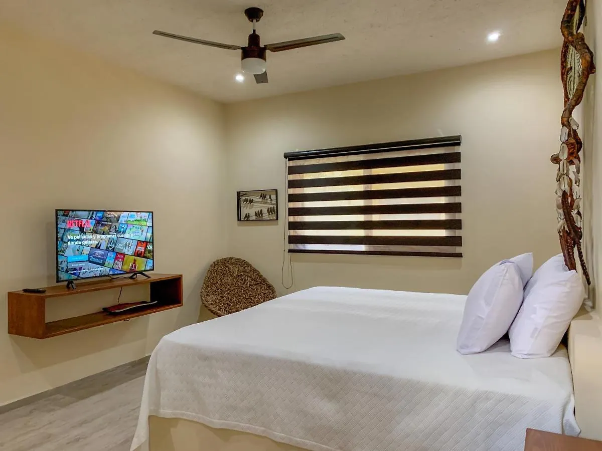 2 Bedroom Apartment For 4-6 Guests - Great Breakfast - Tulum Mexico